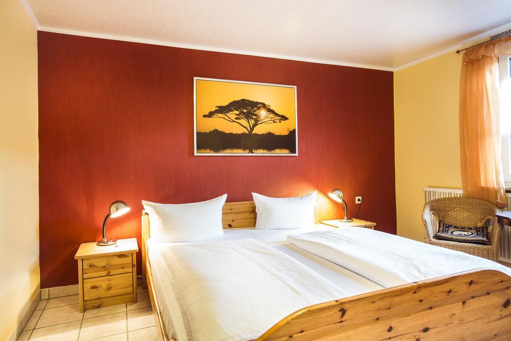 Pension Am Romerberg Nehren  Esterno foto